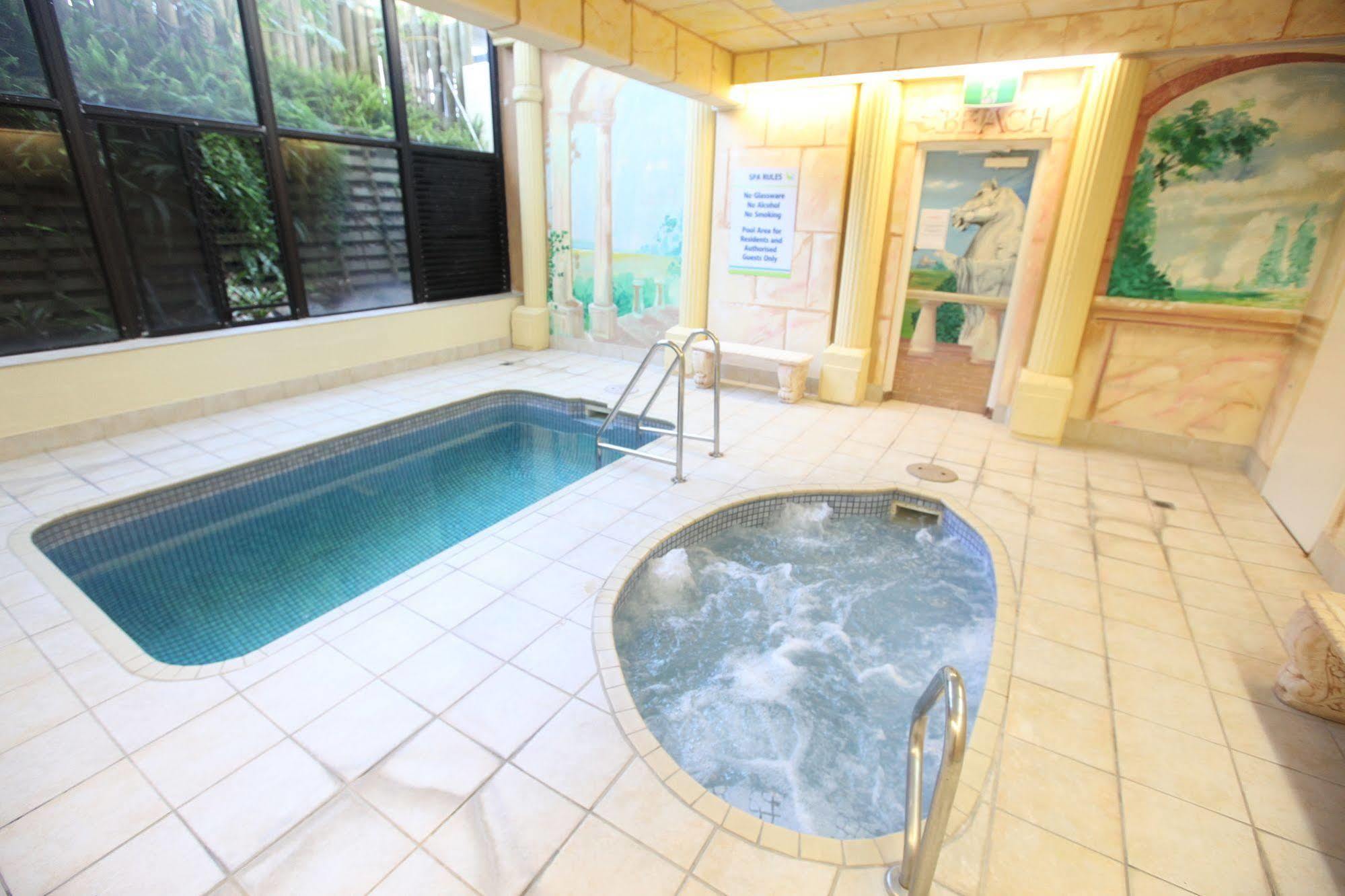 Pelican Sands Resort Gold Coast
