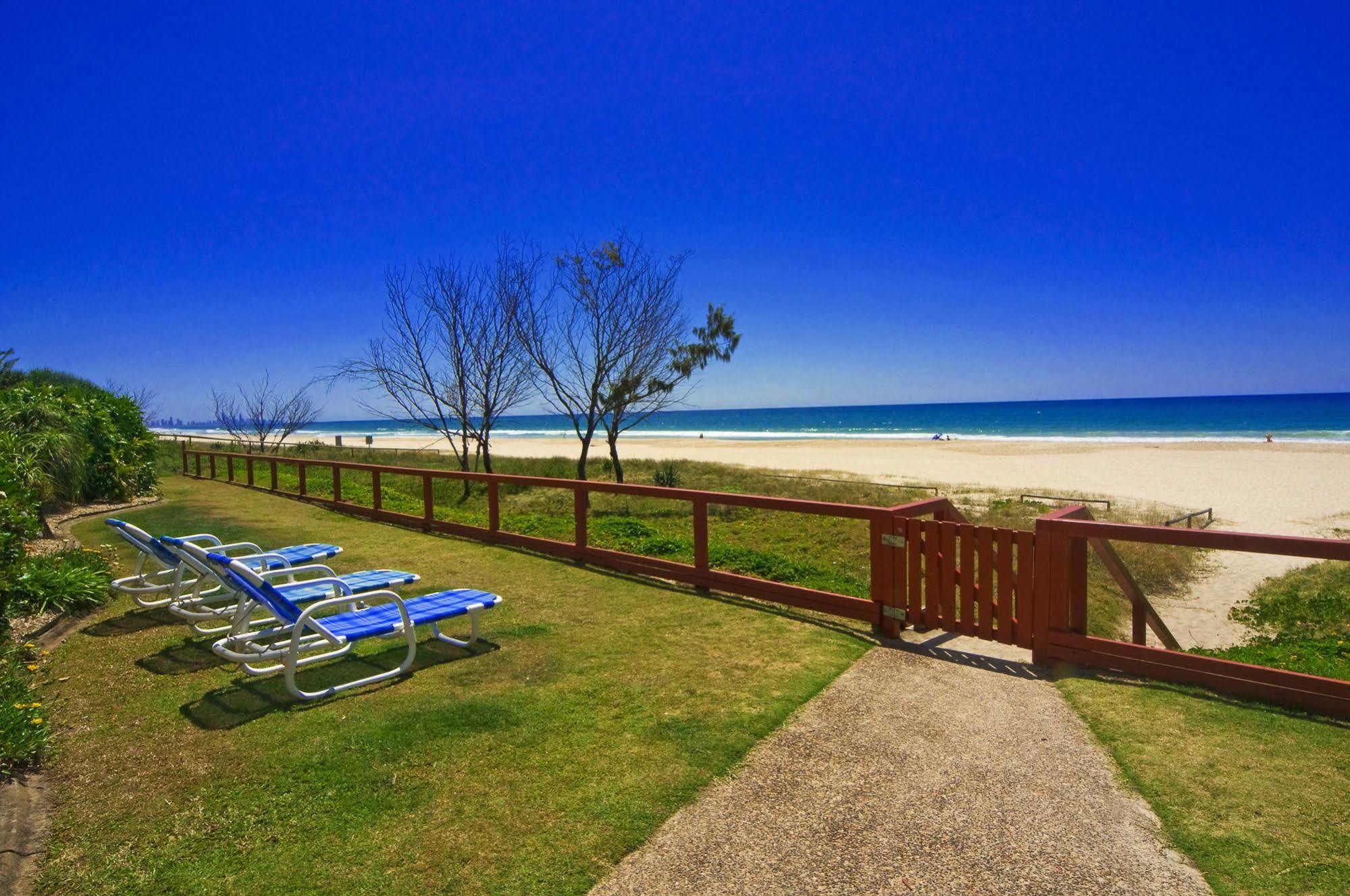 Pelican Sands Resort 3*